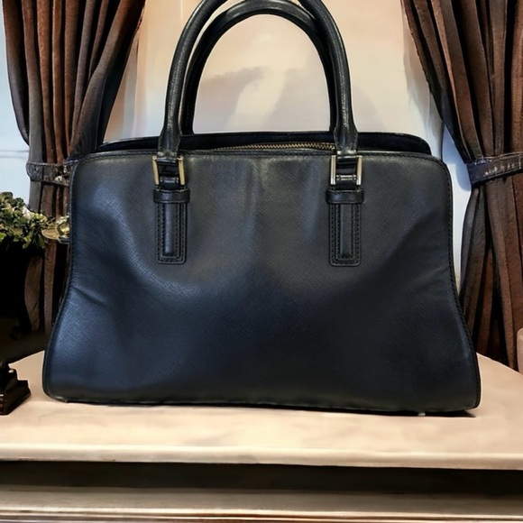 Tory Burch Mini Black Leather Robinson Dome Satchel LIKE NEW - Picture 4 of 8